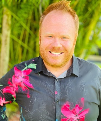 Michael Alexander-Luz.jpg