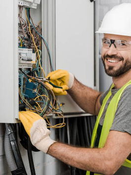 Discovering a Dependable Electrical Contractor for Your Home or Organization