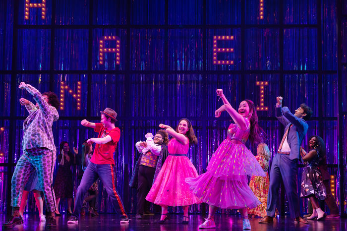 tn-500_11-thecastofhowtodanceinohio(c)curtisbrown___0446