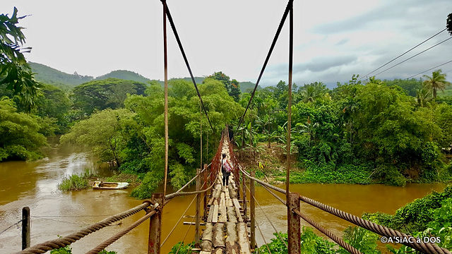 Sur le pont ratnapura