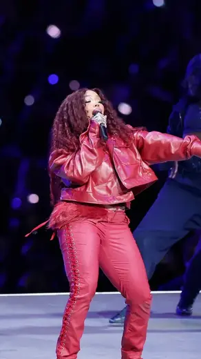 Kendrick lamar et SZA sur scène