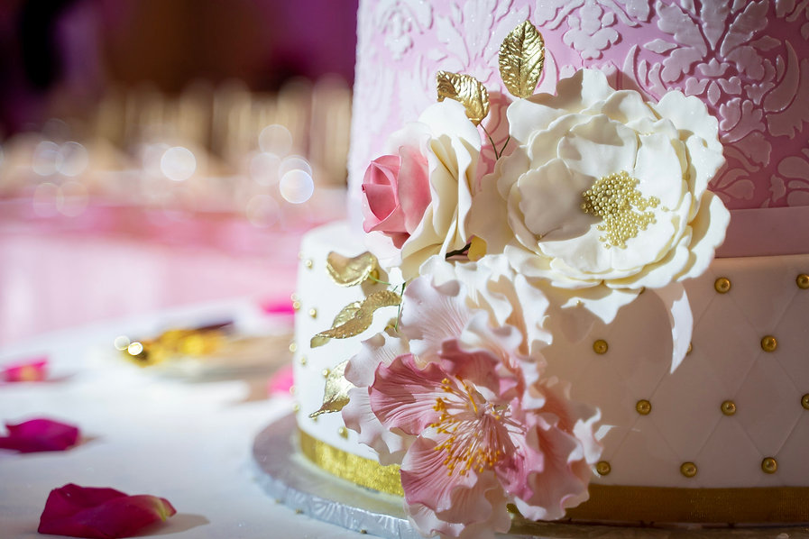 Custom wedding cake by Treats by Johanna