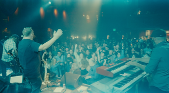 forrest day live with band in san francisco