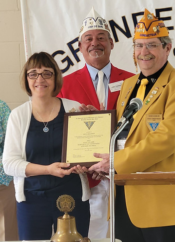 Sue award 3.jpg