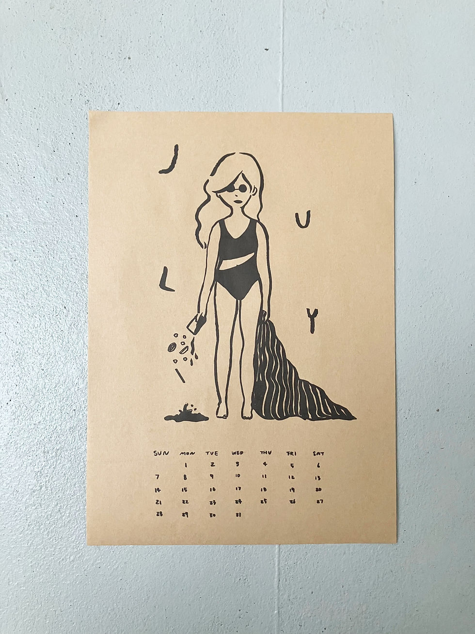 サムネイル： 藤本あゆみ あなたの生活にそっとよりそうCalendar2024