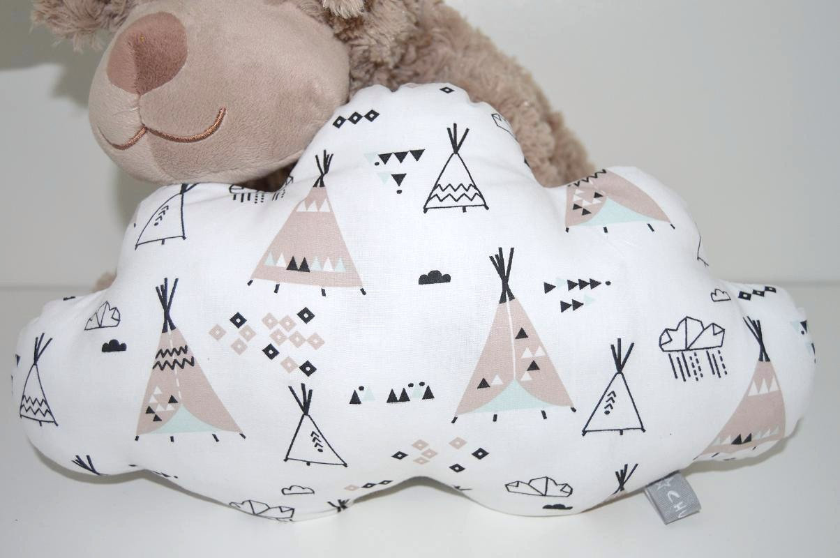 Coussin Nuage Lumineux Veilleuse Tissu Blanc Avec Des Tipis