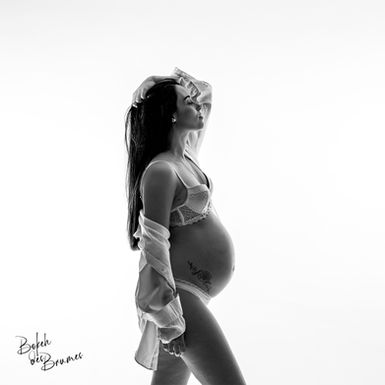 Femme en Shooting Grossesse