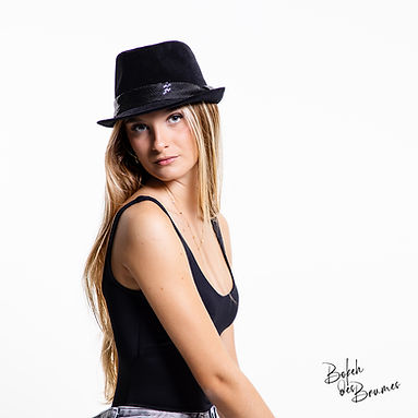 Femme en shooting photo portrait