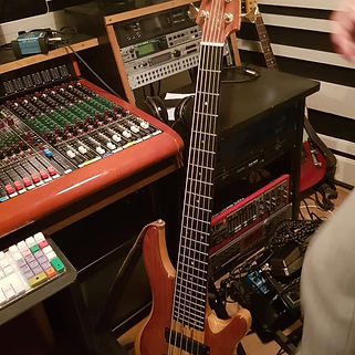 studio med yamahatrb6.jpg