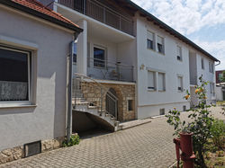 Haus Innenhof außen