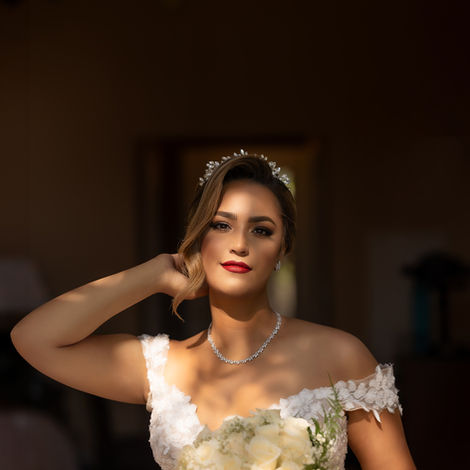 Mha Rodman Wedding Photography of a bride with bouquet