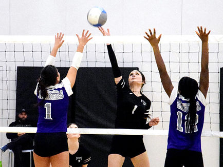 Sr Wolves volleyball team gets playoff win in rematch with Assumption