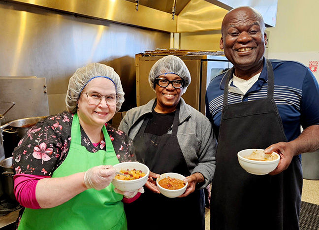 Tim's Famous Chili Dinner draws crowds to Food & Fellowship Mission