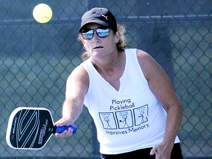 Ladies take to the pickleball courts in Amherstburg against Tecumseh