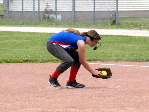 U11 Firebirds battle Kingsville in girls fastpitch action