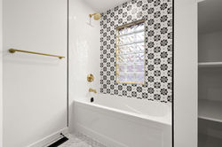 22-web-or-mls-2160-argyle-st