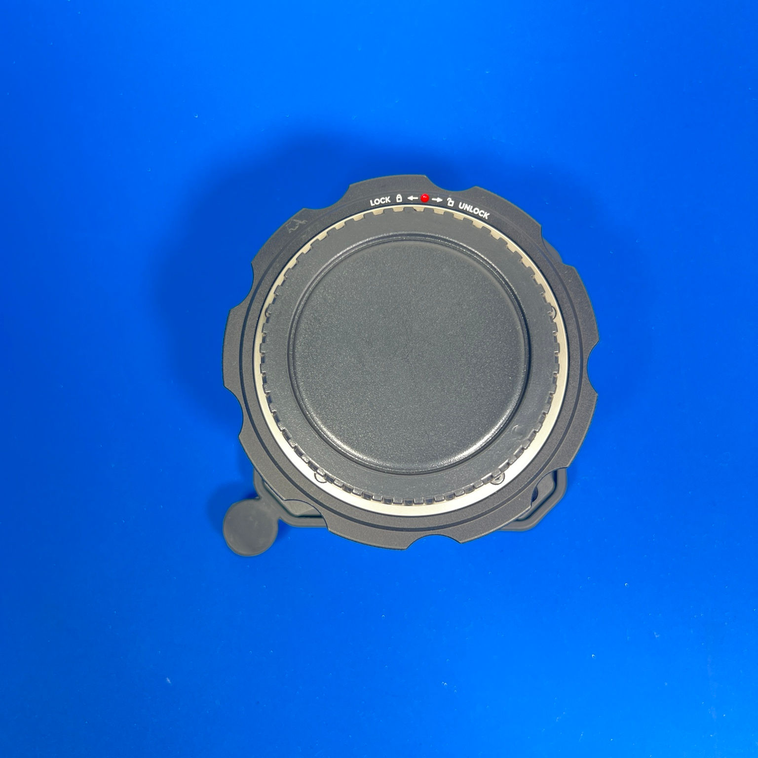 Z CAM EM101 interchangeable Canon EF lens mount with mount cap