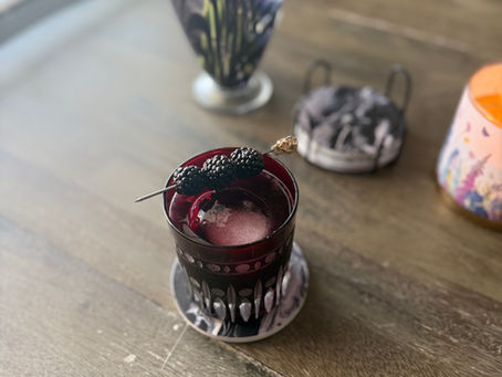 Toxic Sister: Bourbon Cocktail with Blackberry