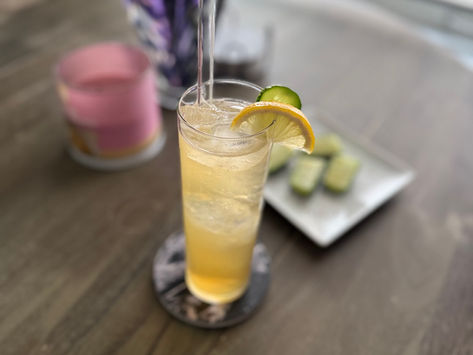 Whiskey Girls wait for Spring: Whiskey Cocktail