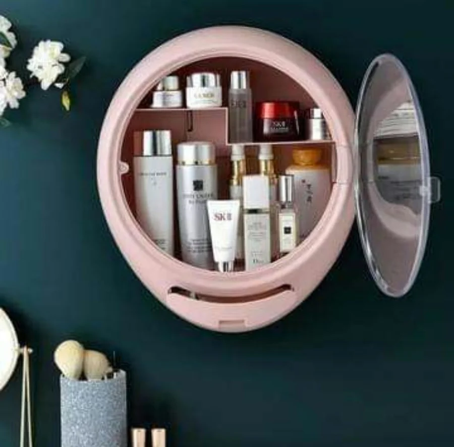Box de rangement d'effets de toilette