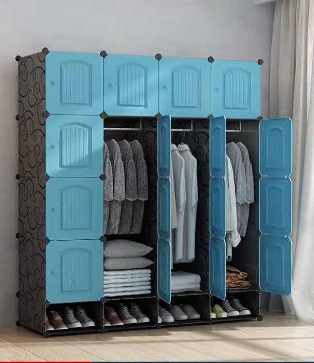 Armoire de rangement + chaussures - Plastique 3D - 4 Battants