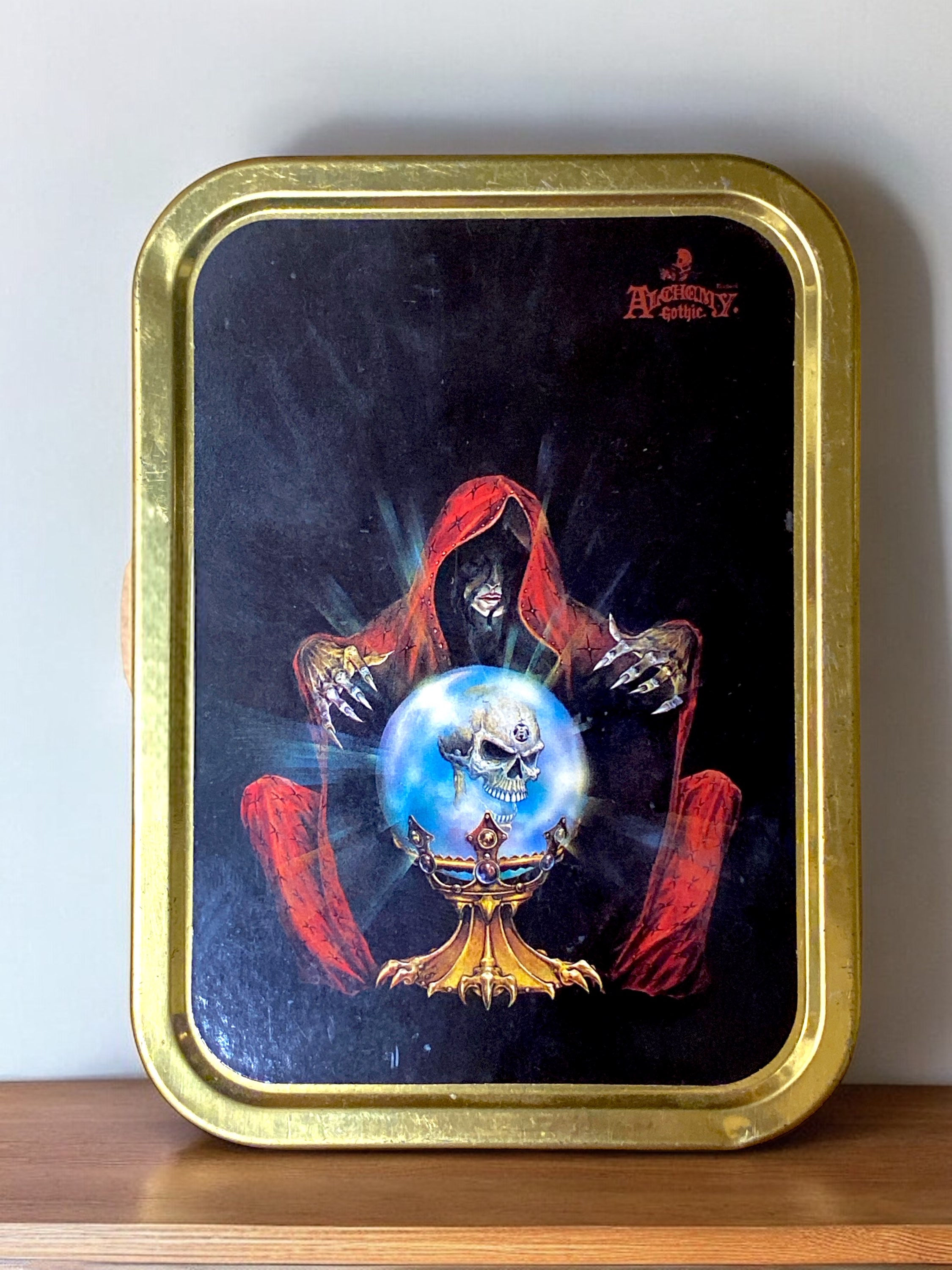 Arabian Knight with Crystal ball pewter charm