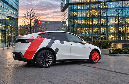 Tesla2 mobilhotz.png