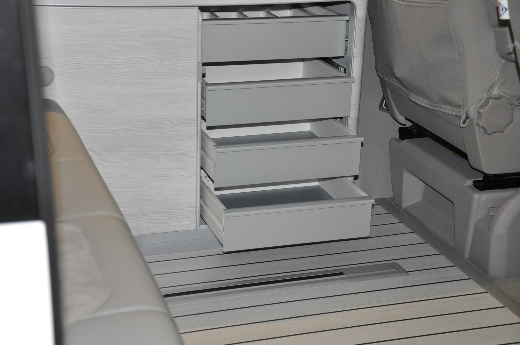 Schubladen VW T6 white wood