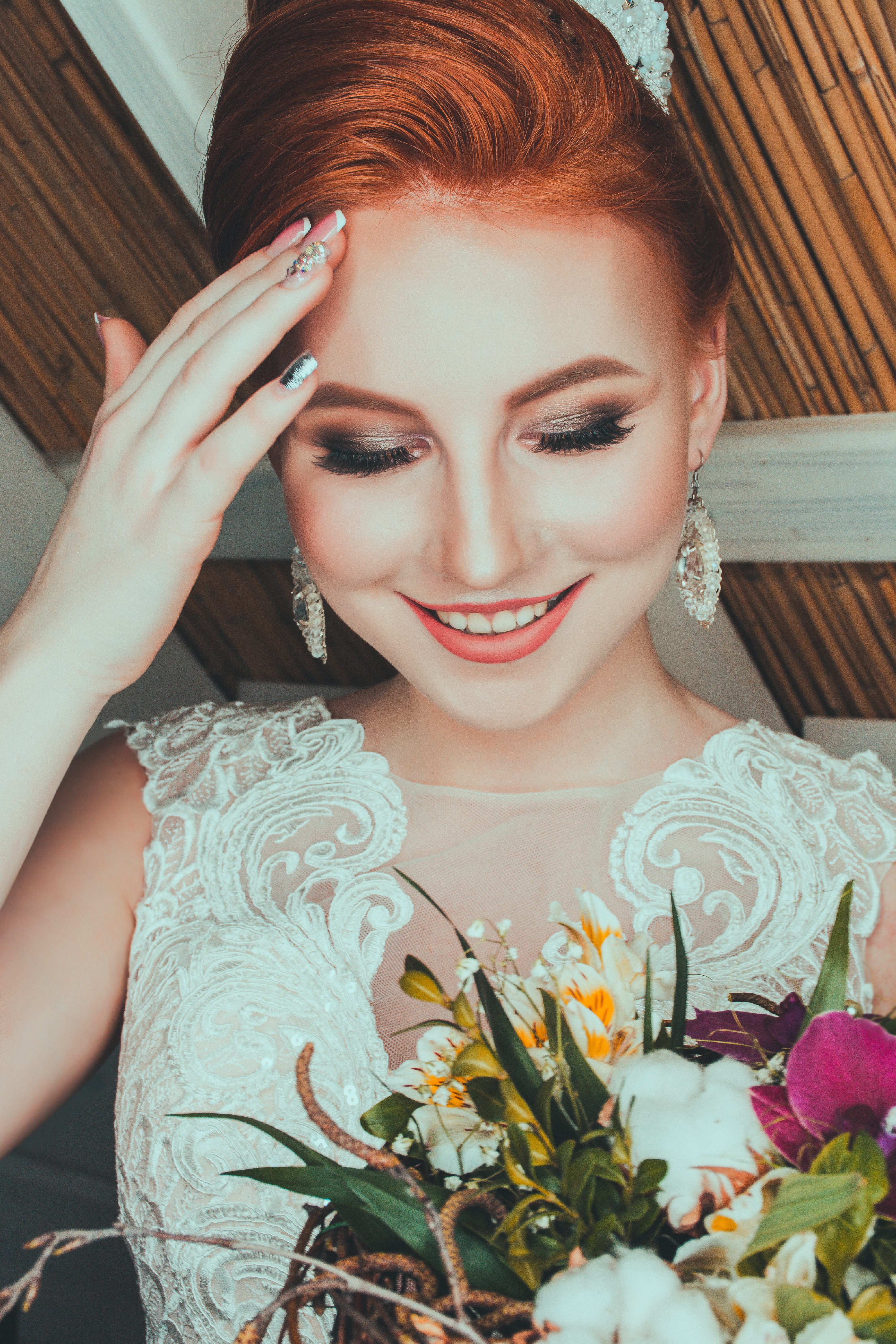 Makeup & Simple Up-Do