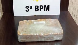 Adolescente é apreendida com crack em Pato Branco