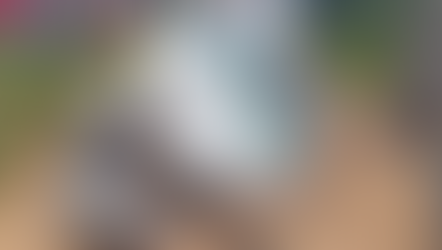 Duas pessoas ficam feridas após caminhão tombar e atingir cinco veículos na PRC-158