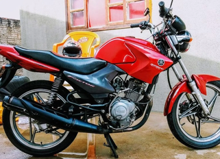 Moto Yamaha placa ARG 8C93 foi furtada em Cascavel