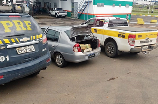 Adolescente de 13 anos é flagrado dirigindo carro carregado com 152 quilos de maconha