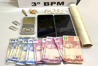 Polícia Militar apreende cocaína e crack durante abordagem em Coronel Vivida