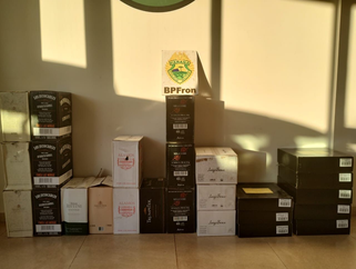 BPFRON apreende carro carregado com bebidas estrangeiras