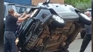 Mulher de 60 anos tomba carro em acidente envolvendo quatro carros em Guarapuava