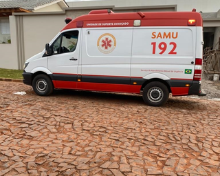 Trabalhador fica ferido após cair de uma altura de cerca de 3 metros e bater a cabeça no chão