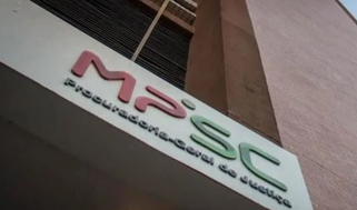 Padrasto é condenado a 170 anos de prisão por estuprar a enteada