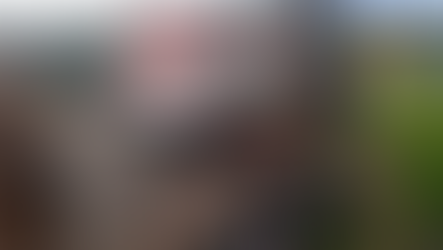 Jovem sofre ferimentos graves após moto colidir contra poste na PR-493