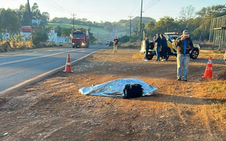 Idoso morre atropelado por carro na PR-158