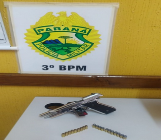 Polícia Militar apreende pistola 380 em veículo após denúncia