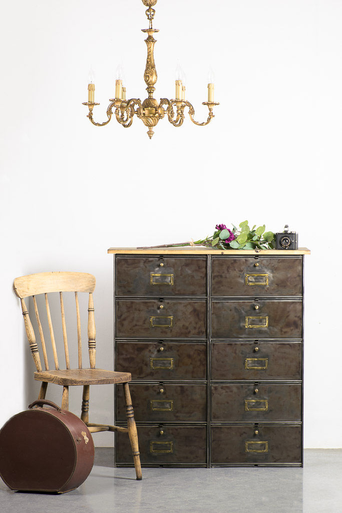 縮圖：French Industrial Metal Cabinet, by Roneo