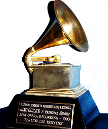 Grammy Digital.png