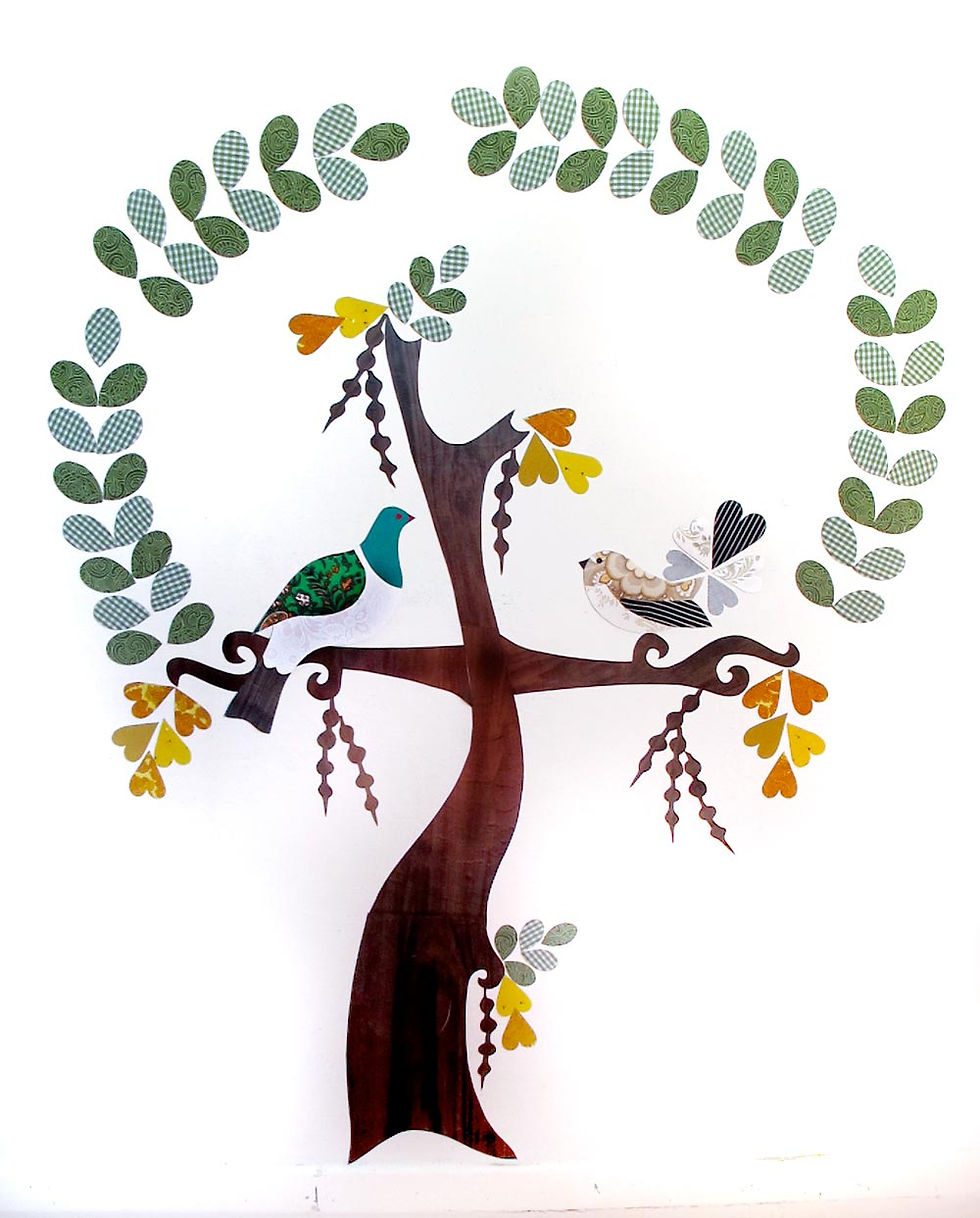 Thumbnail: Kererū in the Kowhai [M]