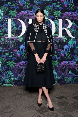 karlie-kloss-attends-the-christian-dior-womenswear-fall-news-photo-1680247333.jpg