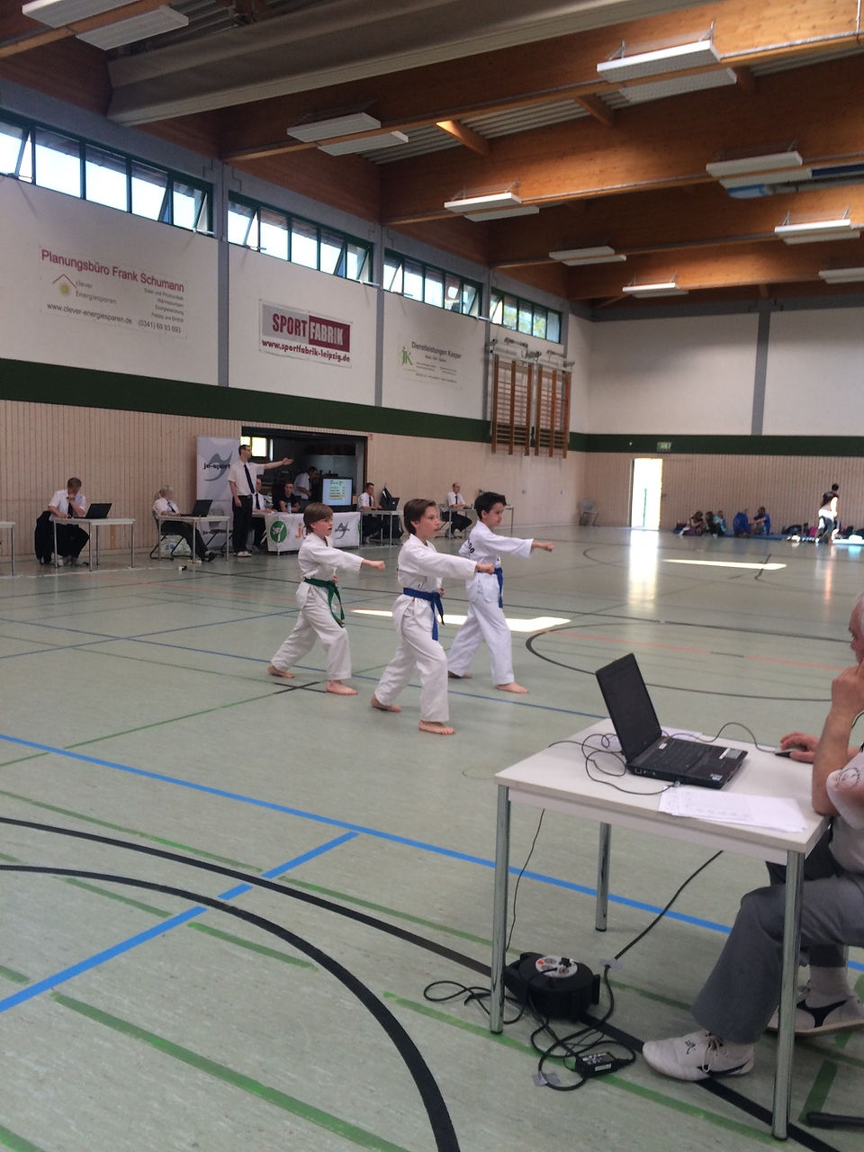 3er Team: läuft. ;-)