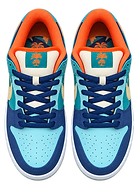 SB Dunk MIA Skate with Med Denim Laces