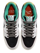 SB Dunk Low CSEF with Carbon Grey Laces.png