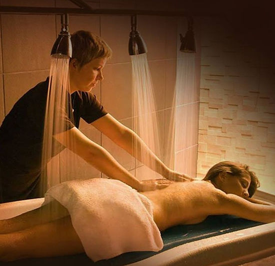 vichy 2_edited_edited.jpg