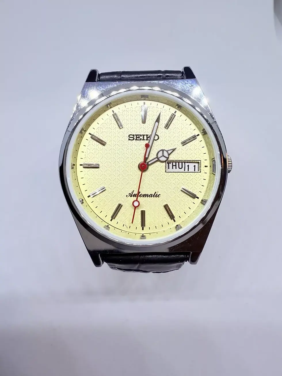 Thumbnail: Seiko Automatic Mens Watch Vintage 23 Jewels Japan Made Movement 6349A